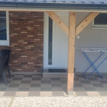 Alexej Apartmany Velky Meder Luaran gambar
