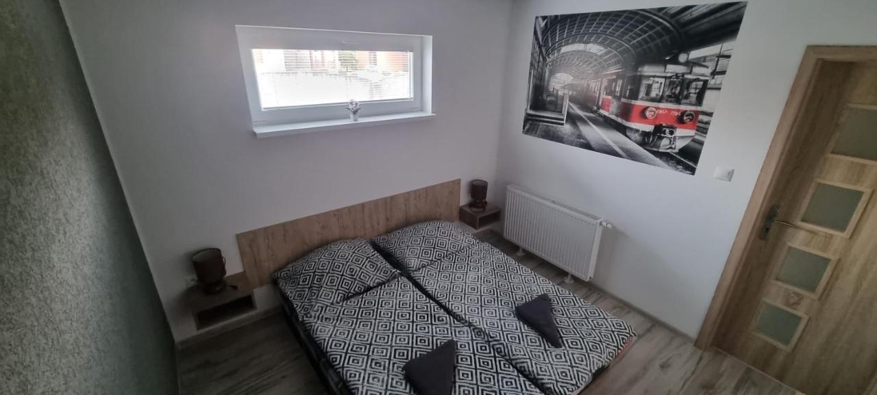 Alexej Apartmany Velky Meder Luaran gambar