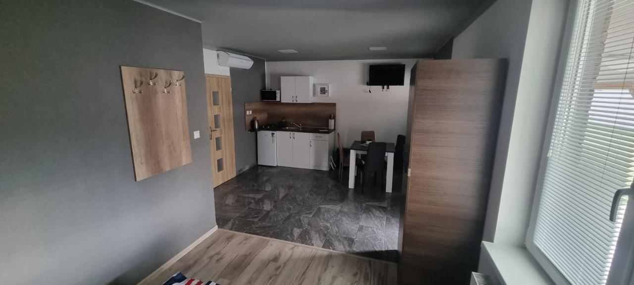Alexej Apartmany Velky Meder Luaran gambar