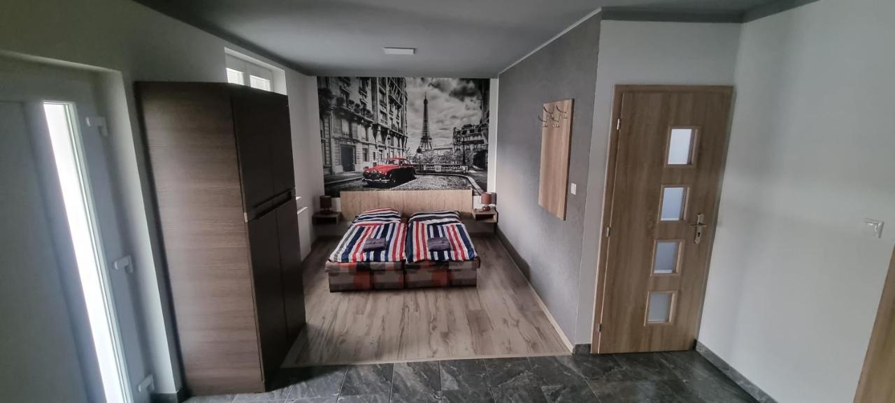 Alexej Apartmany Velky Meder Luaran gambar