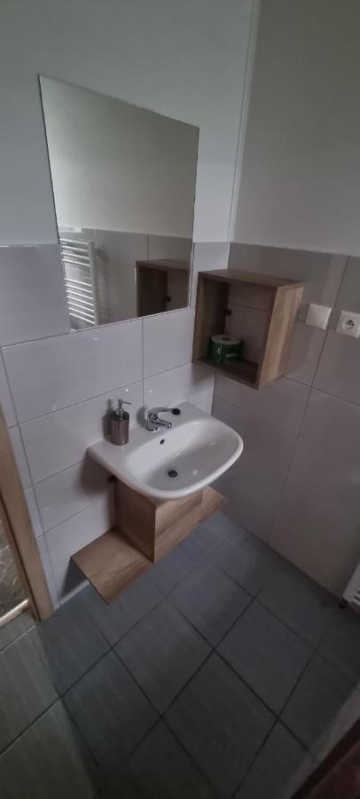 Alexej Apartmany Velky Meder Luaran gambar